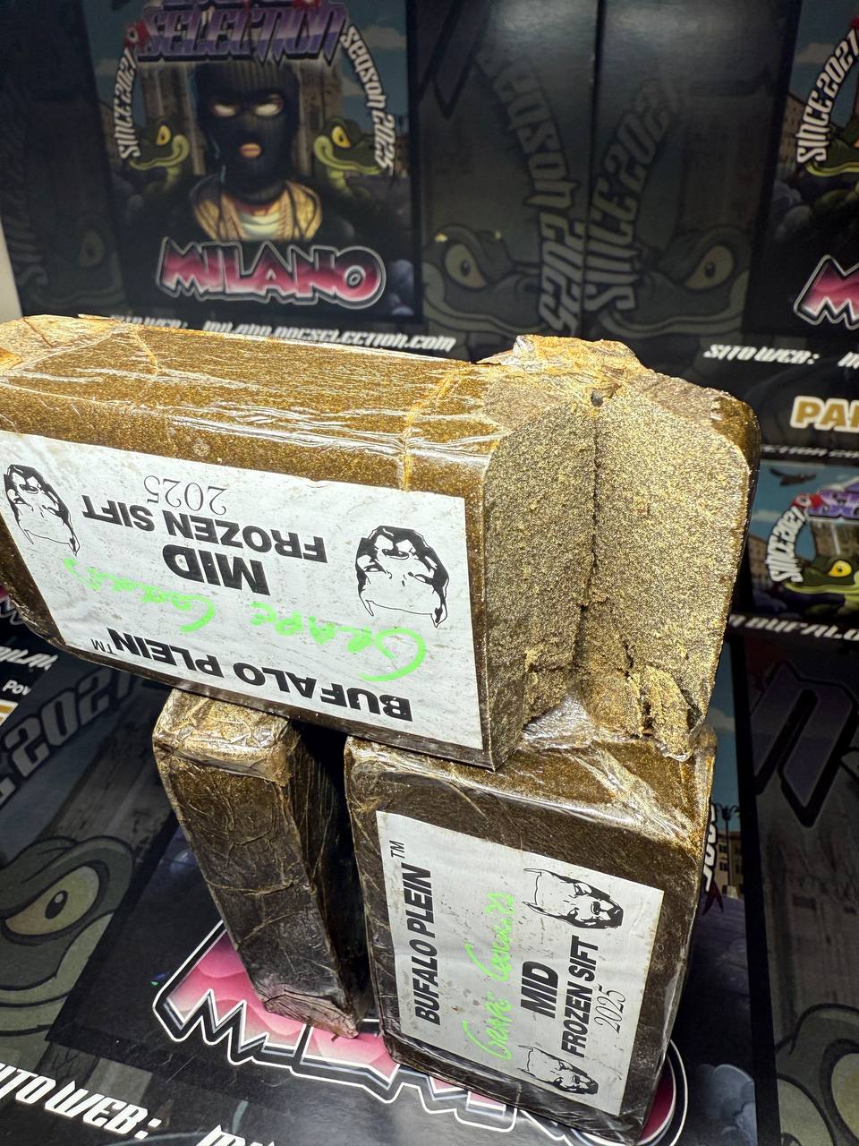 𝙁𝙧𝙤𝙯𝙚𝙣  𝙎𝙞𝙛𝙩 𝙈𝙞𝙙 𝘽𝙪𝙛𝙖𝙡𝙤 𝙋𝙡𝙚𝙞𝙣 - 𝙂𝙍𝘼𝙋𝙀 𝘾𝙊𝙊𝙆𝙄𝙀𝙎